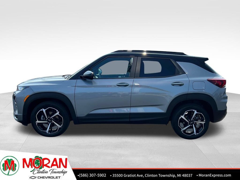 Certified 2023 Chevrolet TrailBlazer RS w/ Convenience Package FWD image 3