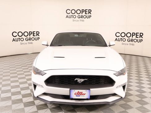 Used 2020 Ford Mustang Coupe RWD image 8