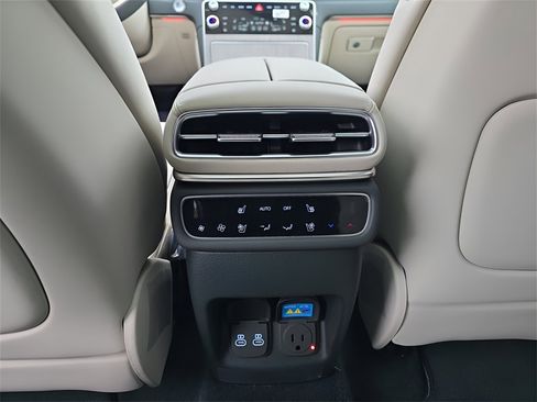 New 2025 Genesis GV80 3.5T Prestige image 37