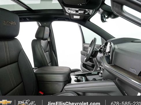 New 2026 Chevrolet Tahoe High Country AWD/4WD image 24