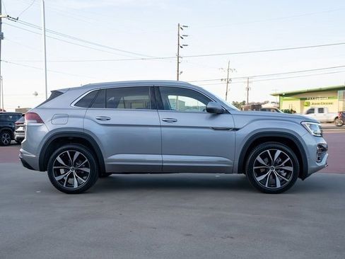 New 2026 Volkswagen Atlas Cross Sport SEL Premium R-Line AWD/4WD image 7