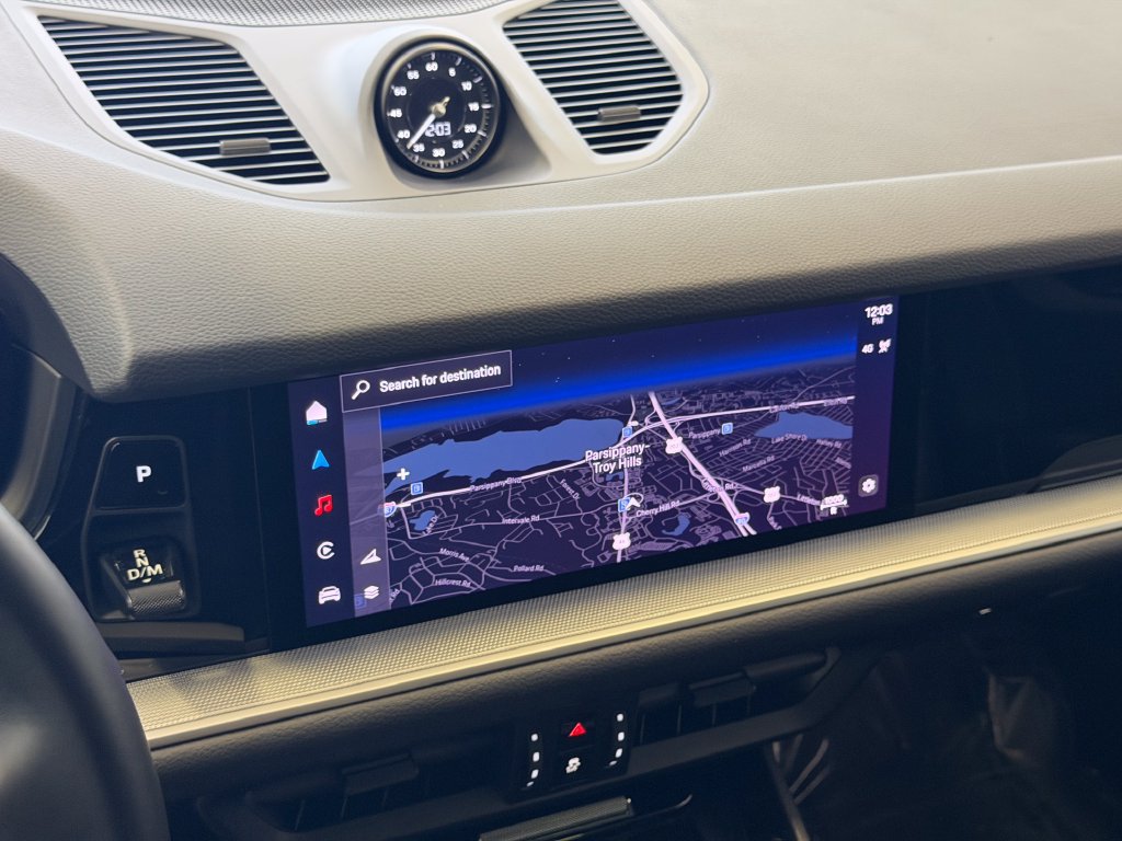 Certified 2024 Porsche Cayenne Coupe AWD/4WD image 23
