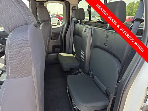 Used 2024 Nissan Frontier SV w/ SV Convenience Package AWD/4WD image 10