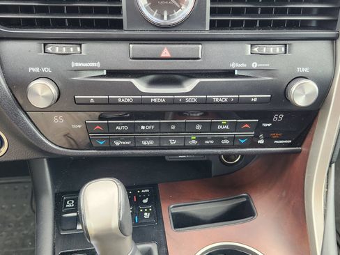 Used 2020 Lexus RX 450h AWD w/ Premium Package image 22