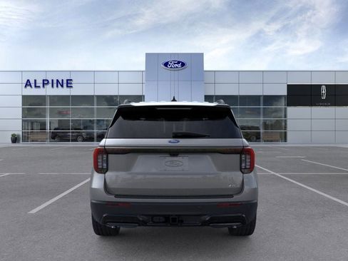 New 2026 Ford Explorer ST-Line w/ ST-Line Street Pack image 5