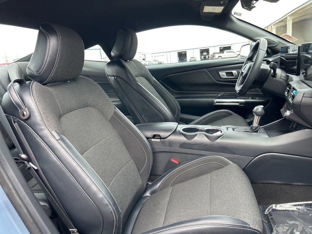 Used 2024 Ford Mustang Coupe RWD image 36