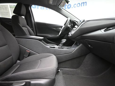 Used 2024 Chevrolet Malibu LT FWD image 6