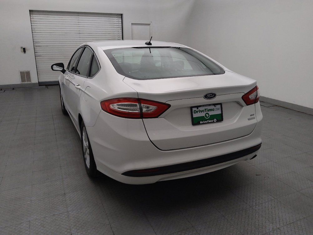 Used 2014 Ford Fusion SE w/ Equipment Group 202A FWD image 6