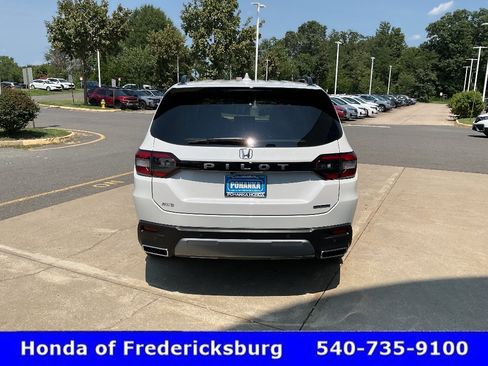 Used 2026 Honda Pilot Touring image 5