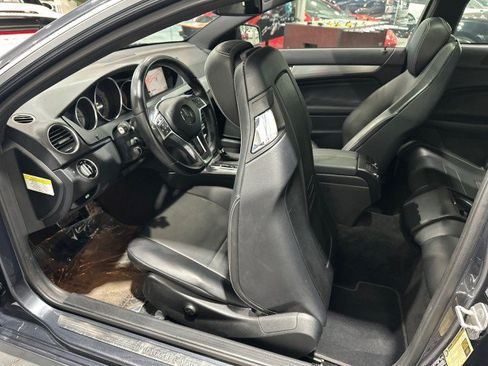 Used 2013 Mercedes-Benz C 250 Coupe image 44
