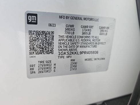 Used 2023 GMC Yukon XL Denali Ultimate w/ LPO, Floor Liner Package AWD/4WD image 43