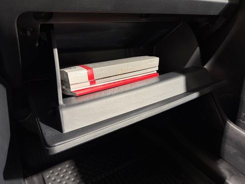 Certified 2024 Toyota RAV4 XLE image 28