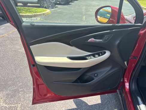 Used 2019 Buick Envision Preferred FWD image 28