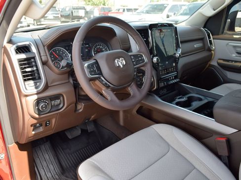 Used 2026 RAM 1500 Laramie AWD/4WD image 15