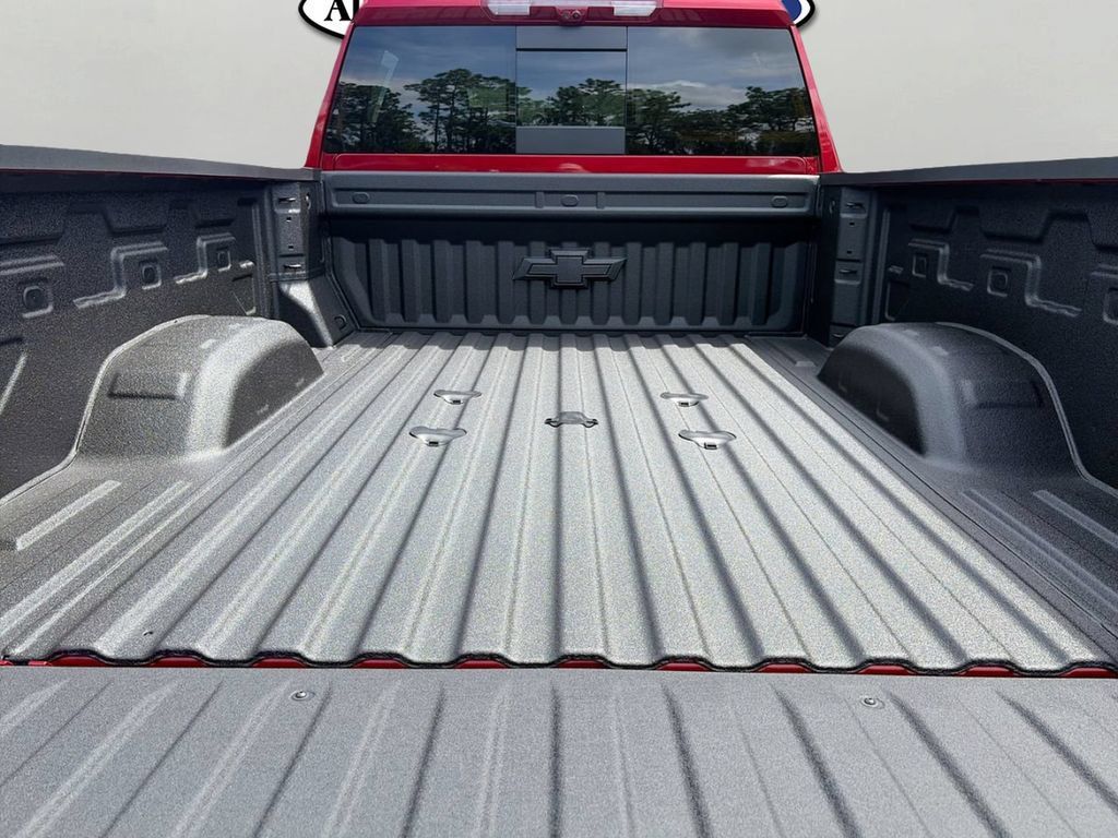 New 2026 Chevrolet Silverado 2500 High Country w/ High Country Premium Package AWD/4WD image 7