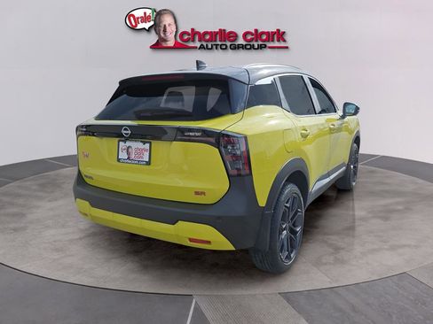 New 2026 Nissan Kicks SR FWD image 6