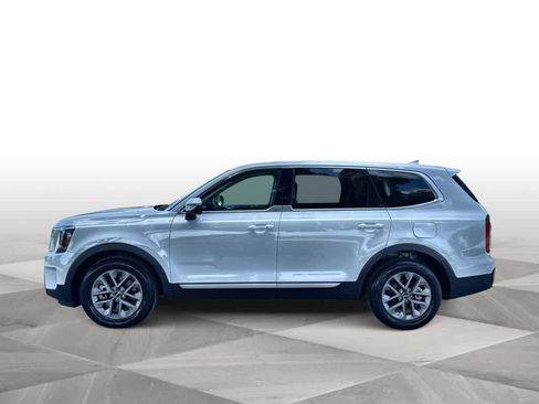 Used 2024 Kia Telluride LX FWD image 5