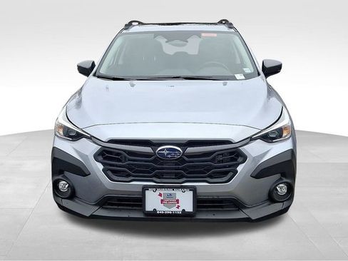 Used 2025 Subaru Crosstrek 2.0i Premium image 2