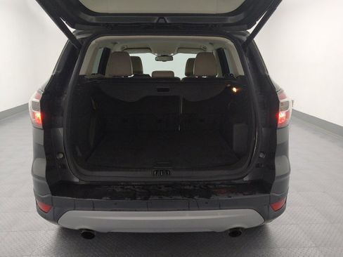 Used 2017 Ford Escape Titanium image 29