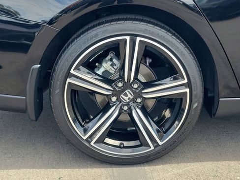 Used 2024 Honda Accord Sport image 6