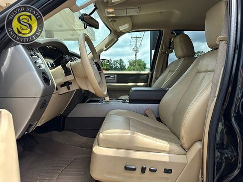 Used 2014 Ford Expedition XLT w/ Equipment Group 202A image 11