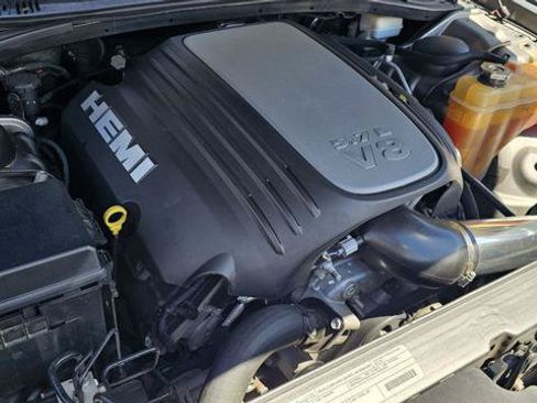 Used 2012 Dodge Challenger R/T RWD image 10