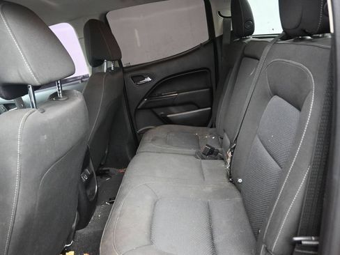 Used 2019 Chevrolet Colorado LT RWD image 14