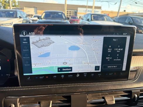 Used 2024 Lincoln Corsair AWD image 22