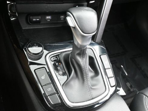 Used 2024 Kia Seltos EX FWD image 24