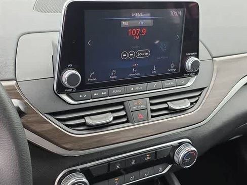 Used 2023 Nissan Altima 2.5 SV FWD image 38