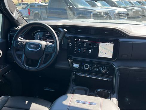 Used 2025 GMC Sierra 2500 AT4X AWD/4WD image 24