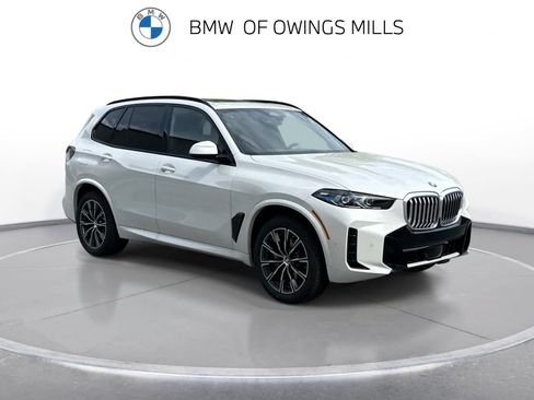 New 2026 BMW X5 xDrive40i w/ M Sport Package AWD/4WD image 10