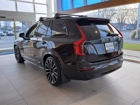 New 2026 Volvo XC90 B6 Ultra w/ Protection Package image 4