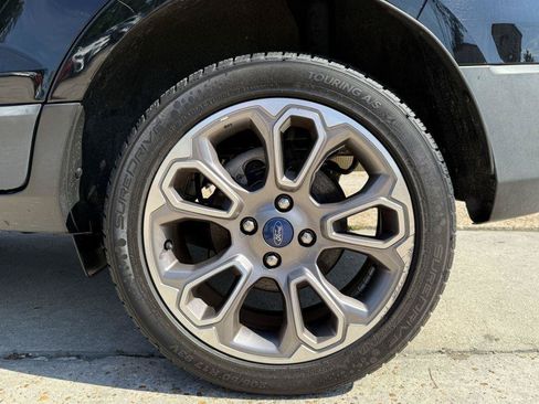 Used 2018 Ford EcoSport Titanium FWD image 9