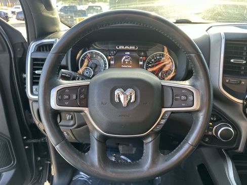 Used 2023 RAM 1500 Big Horn AWD/4WD image 11