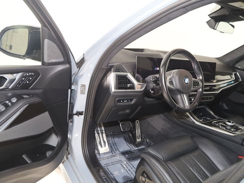 Used 2024 BMW X7 M60i AWD/4WD image 61
