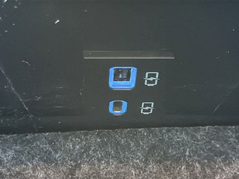 Used 2023 Toyota Tacoma TRD Sport image 45