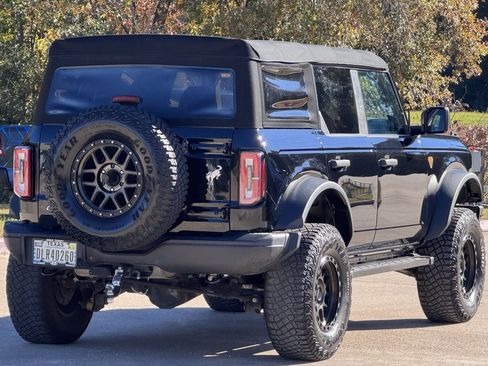 Used 2021 Ford Bronco Badlands w/ Sasquatch Package image 14