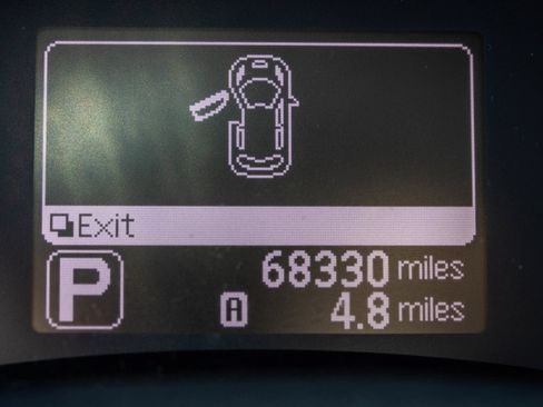 Used 2014 Nissan Leaf SL FWD image 33
