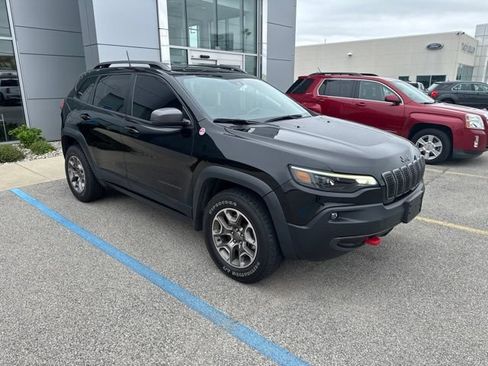 Used 2021 Jeep Cherokee Trailhawk w/ Comfort/Convenience Group AWD/4WD image 8