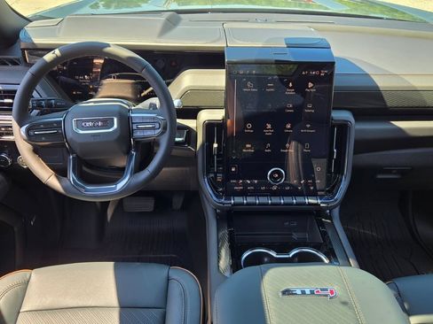 New 2026 GMC Yukon AT4 w/ AT4 Premium Package AWD/4WD image 3