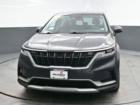Used 2022 Kia Carnival LX FWD image 2