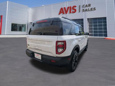 Used 2025 Ford Bronco Sport Outer Banks AWD/4WD image 6