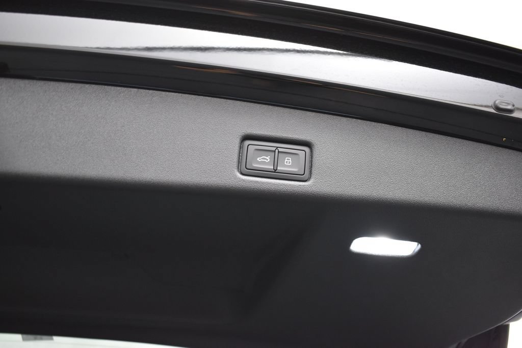 New 2026 Audi SQ5 Premium Plus AWD/4WD image 18