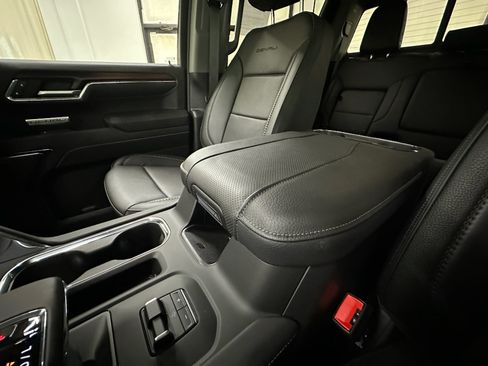 Certified 2026 GMC Sierra 1500 Denali w/ Denali Reserve Package AWD/4WD image 40