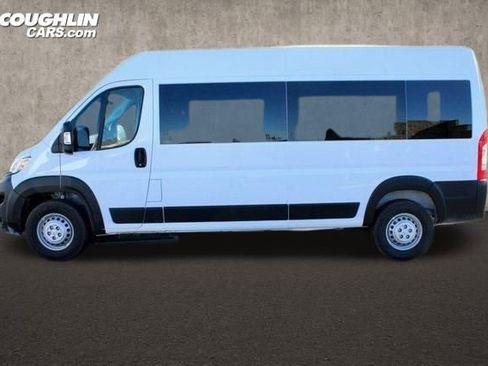 New 2025 RAM ProMaster 2500 w/ Convenience Group FWD image 6