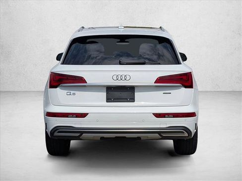 Used 2021 Audi Q5 2.0T Premium w/ Convenience Package AWD/4WD image 6