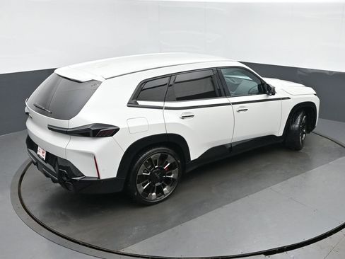 Used 2023 BMW XM image 37