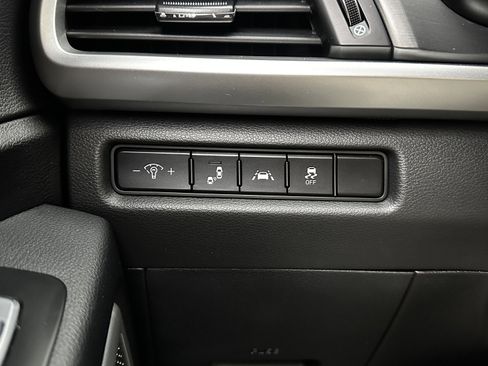 Used 2020 Kia Telluride LX image 24