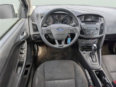 Used 2015 Ford Focus SE image 27